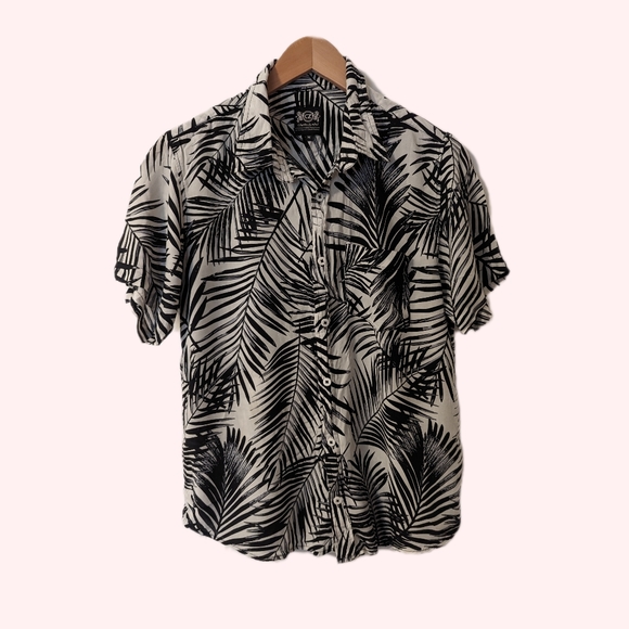 Summer Shirts for Sale - Picture 1 of 1